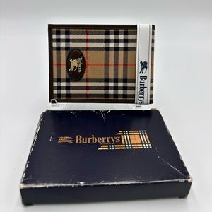 Burberry’s London Card Case